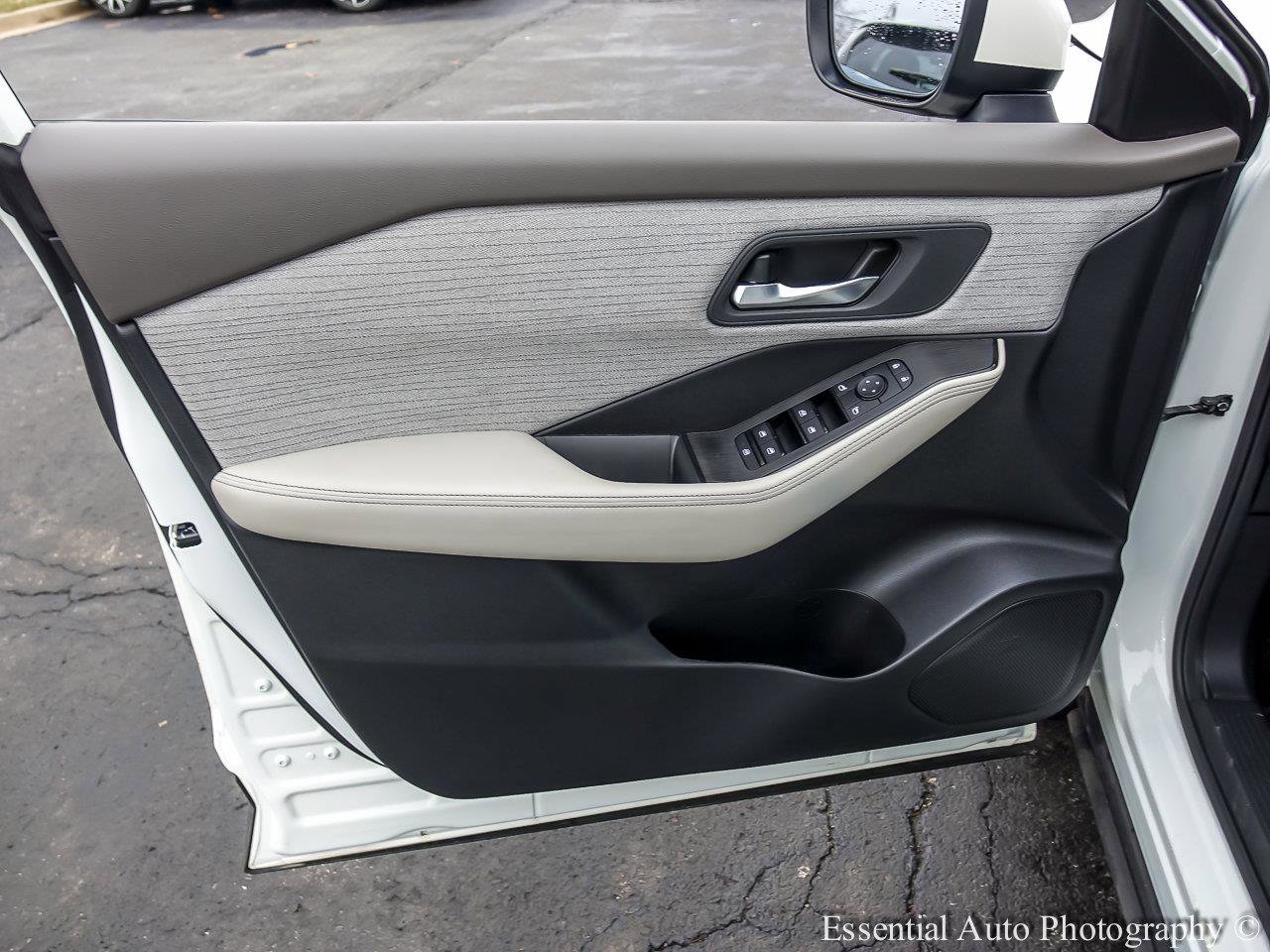 2023 NISSAN ROGUE - Image 16