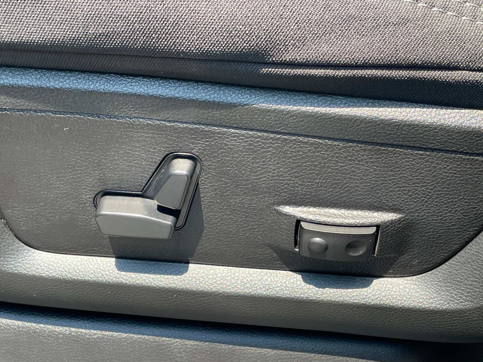 2024 Ram 2500 Big Horn photo 18