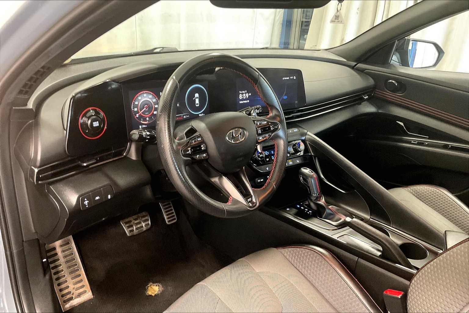 2023 Hyundai Elantra N Line photo 8
