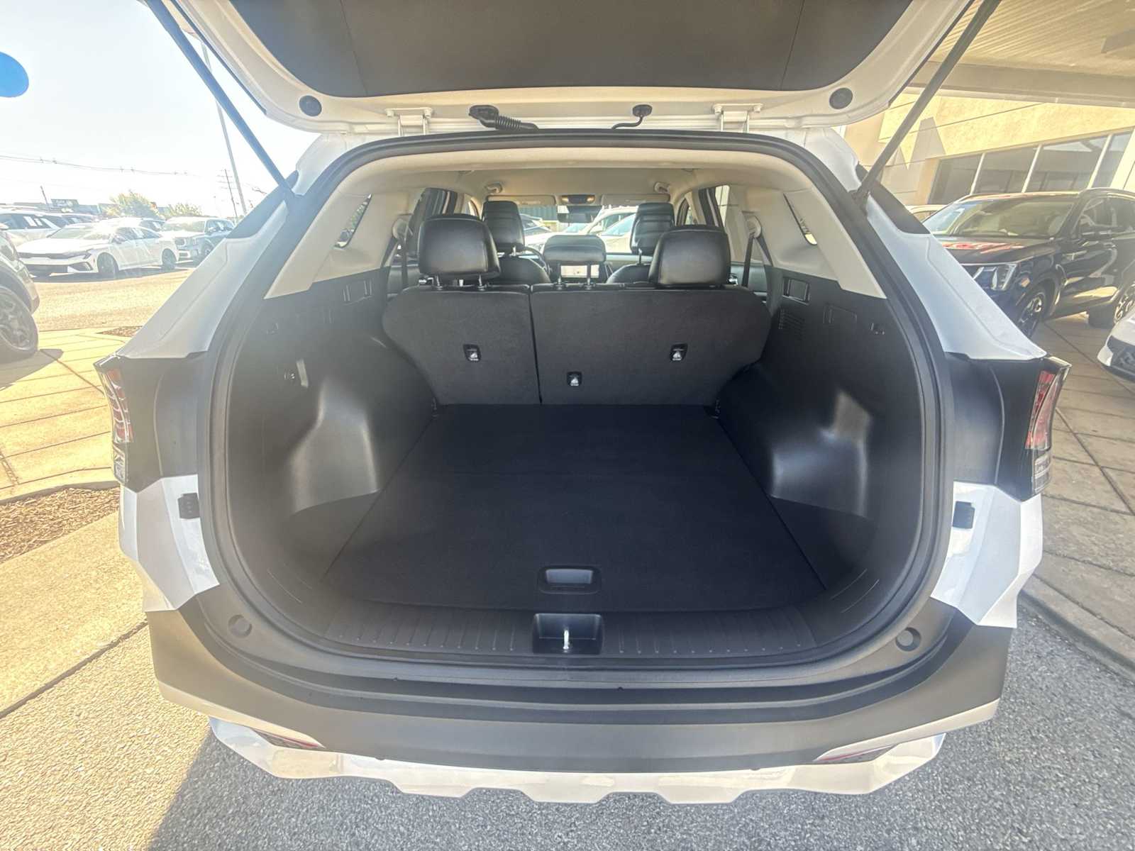 2025 Kia Sportage EX photo 19