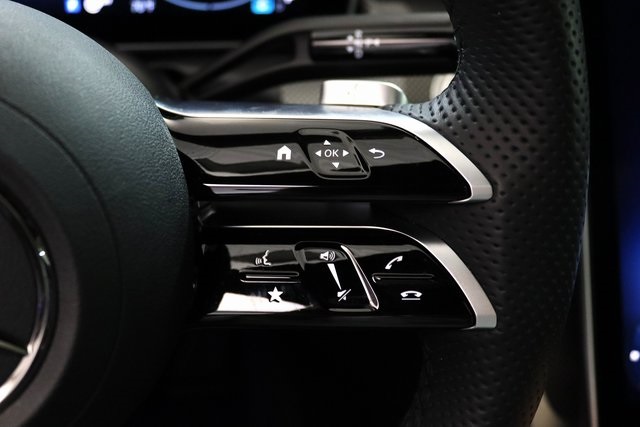 2025 Mercedes Benz C 300 4MATIC photo 5