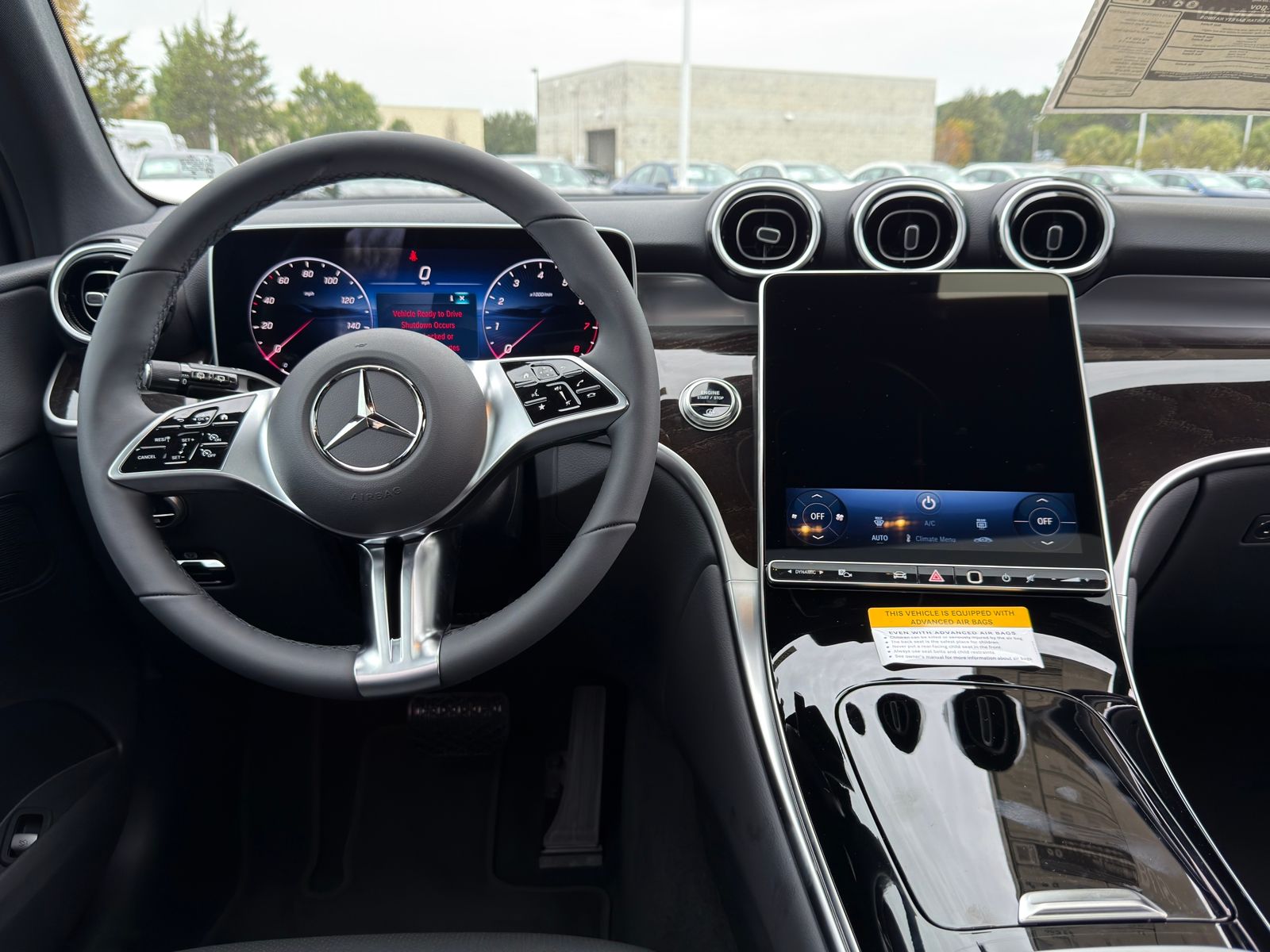 2026 Mercedes Benz GLC 300 4MATIC photo 3