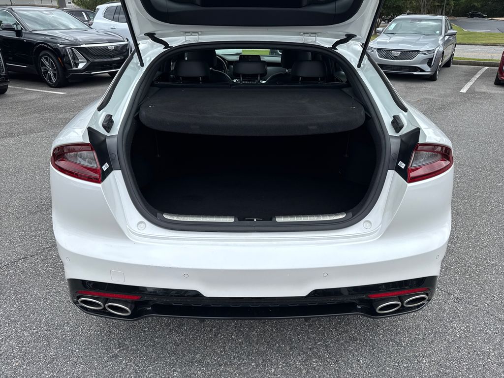 2020 Kia Stinger GT-Line photo 18