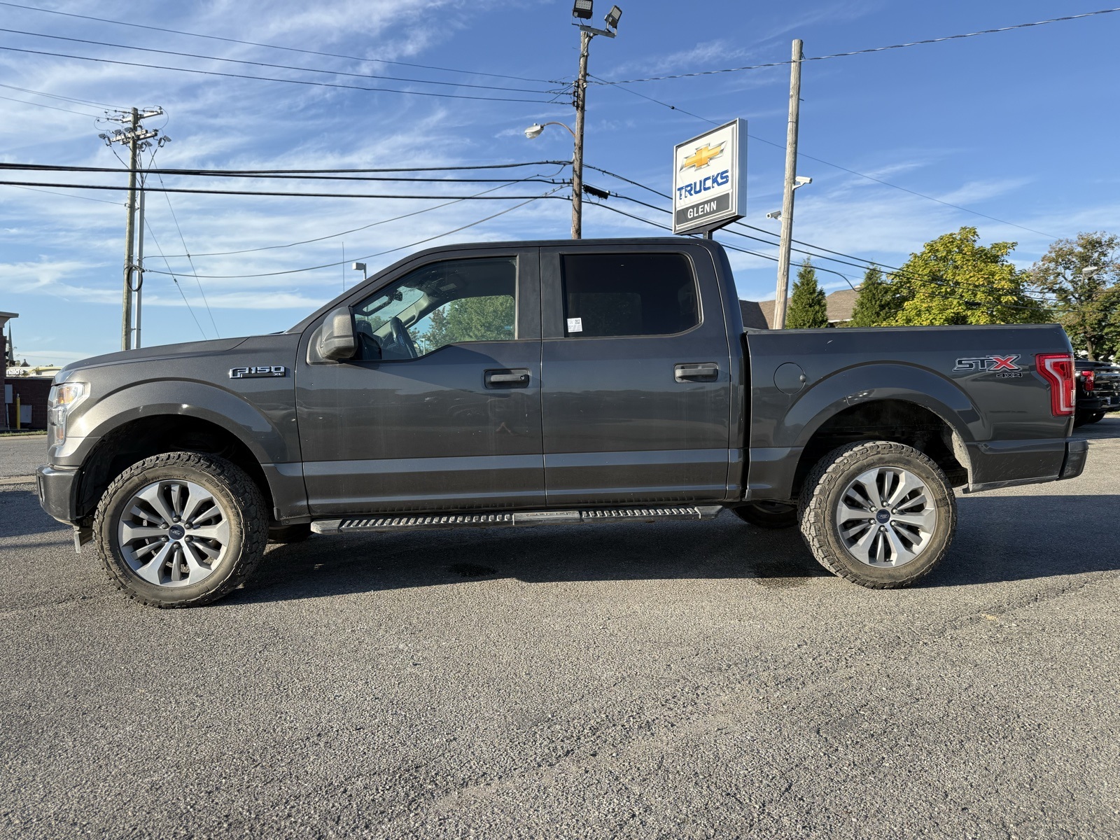2017 Ford F-150 XL photo 4