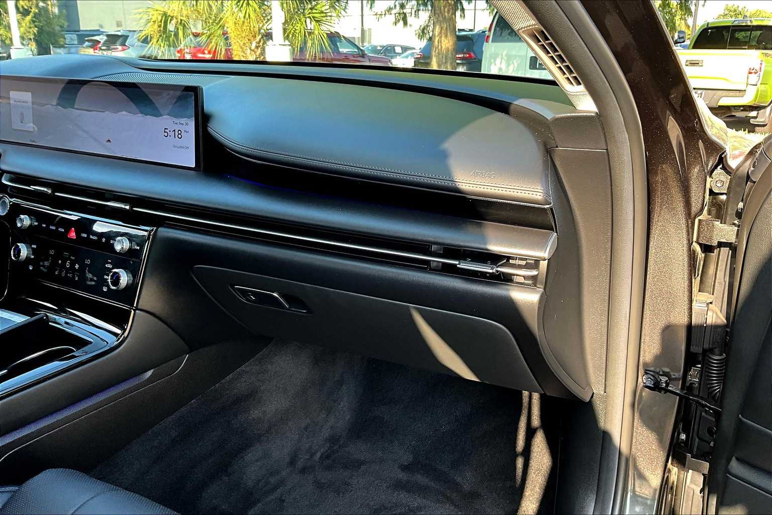 2025 Genesis G80 2.5T AWD photo 30