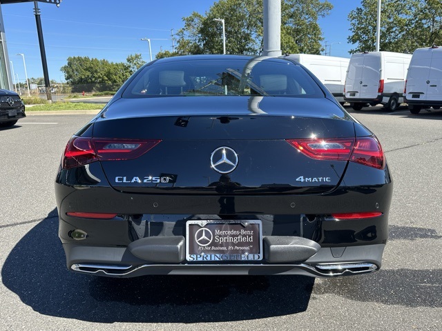 2025 Mercedes Benz CLA 250 4MATIC photo 4