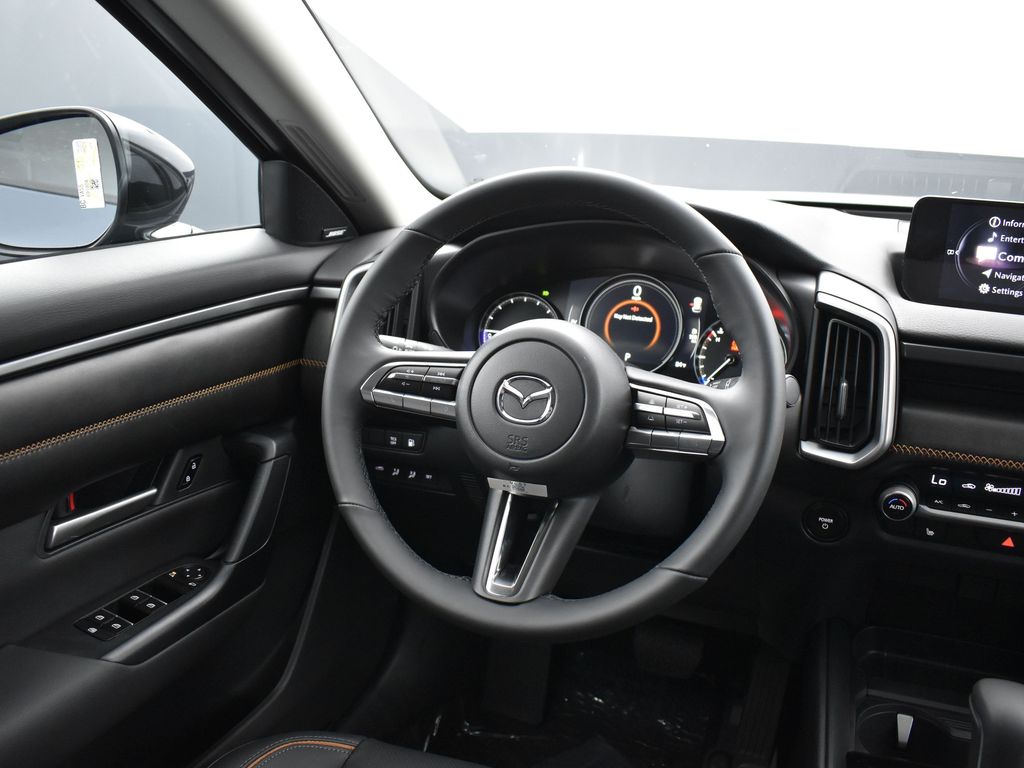 2025 Mazda CX-50 Premium photo 12
