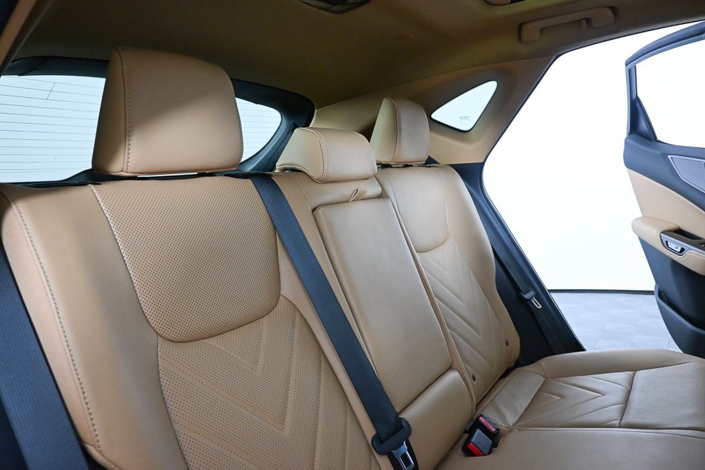 2024 Lexus NX 350 Luxury photo 18