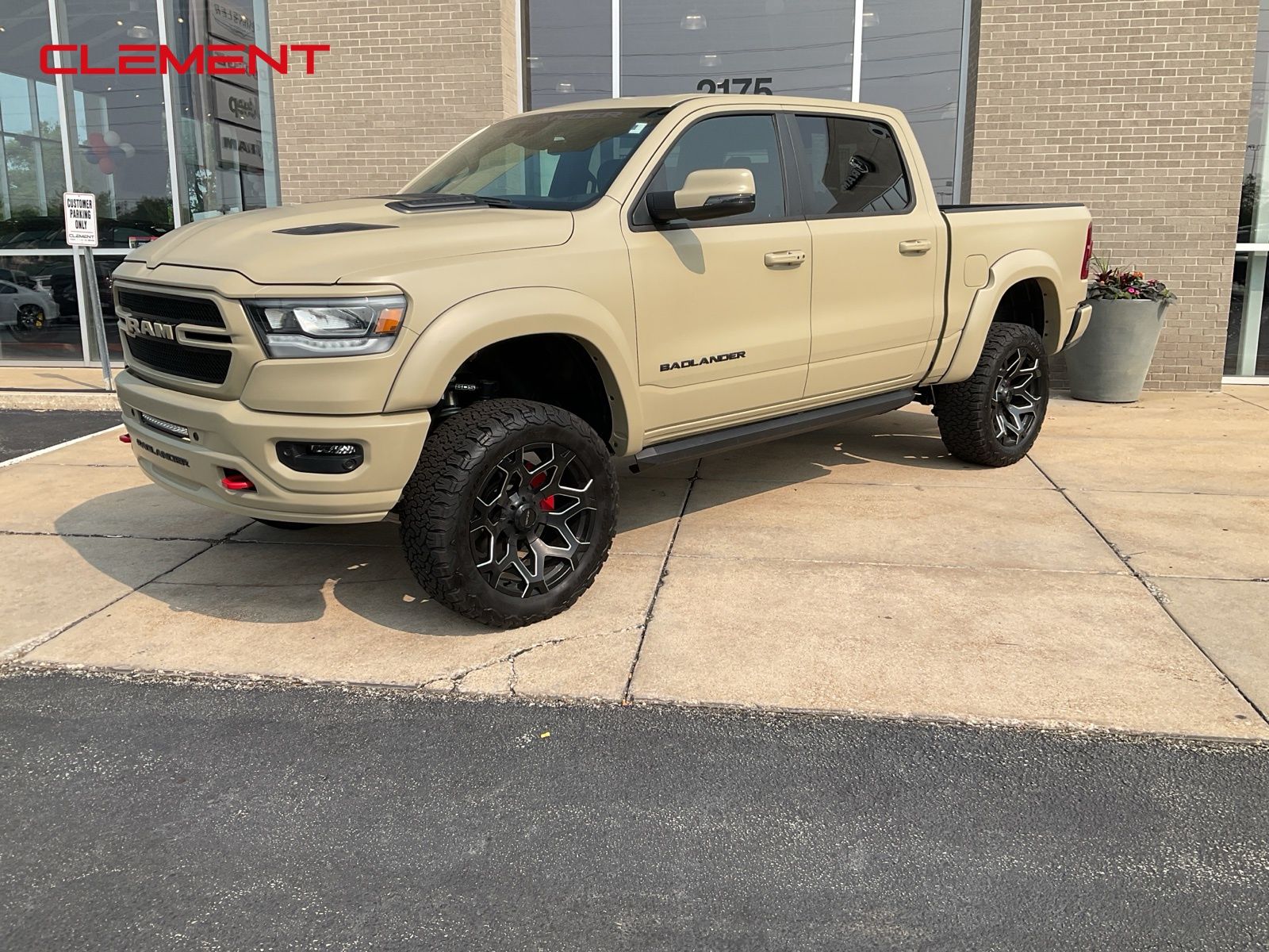 2024 RAM Ram 1500 Pickup Laramie's photo
