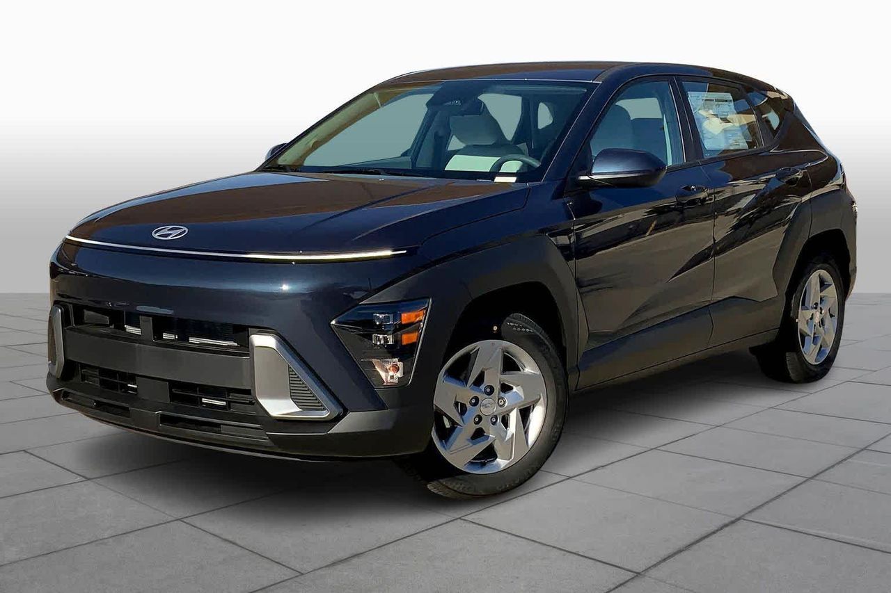2026 Hyundai Kona SE's photo