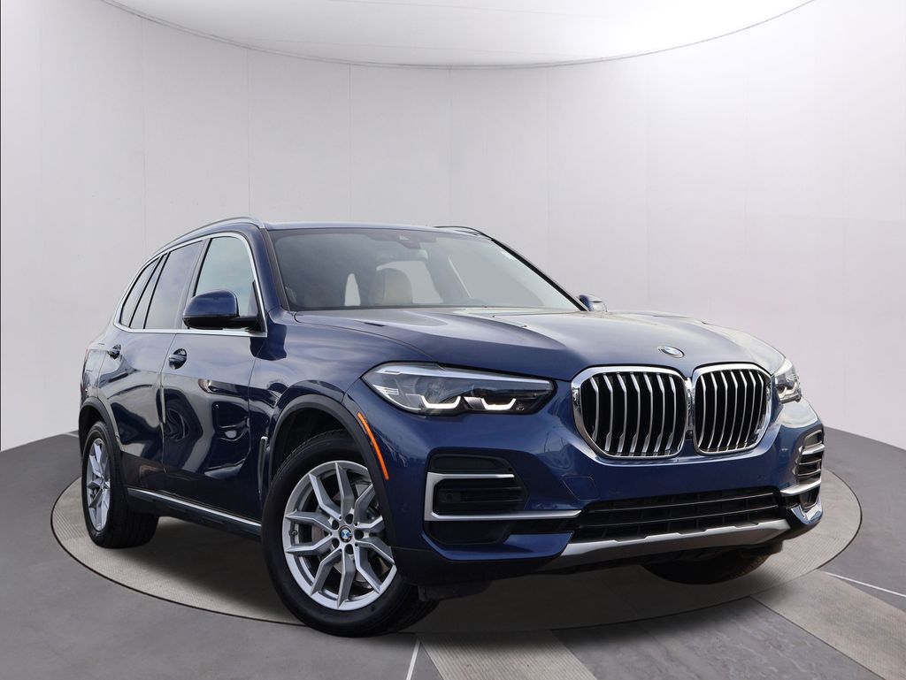 2022 BMW X5 40i's photo