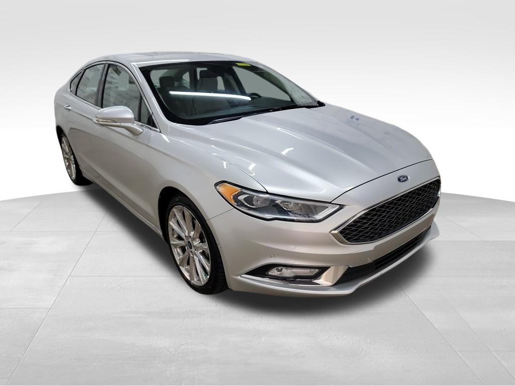 2017 Ford Fusion Platinum photo 2