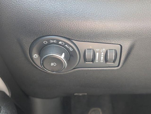 2023 Jeep Compass Limited photo 22