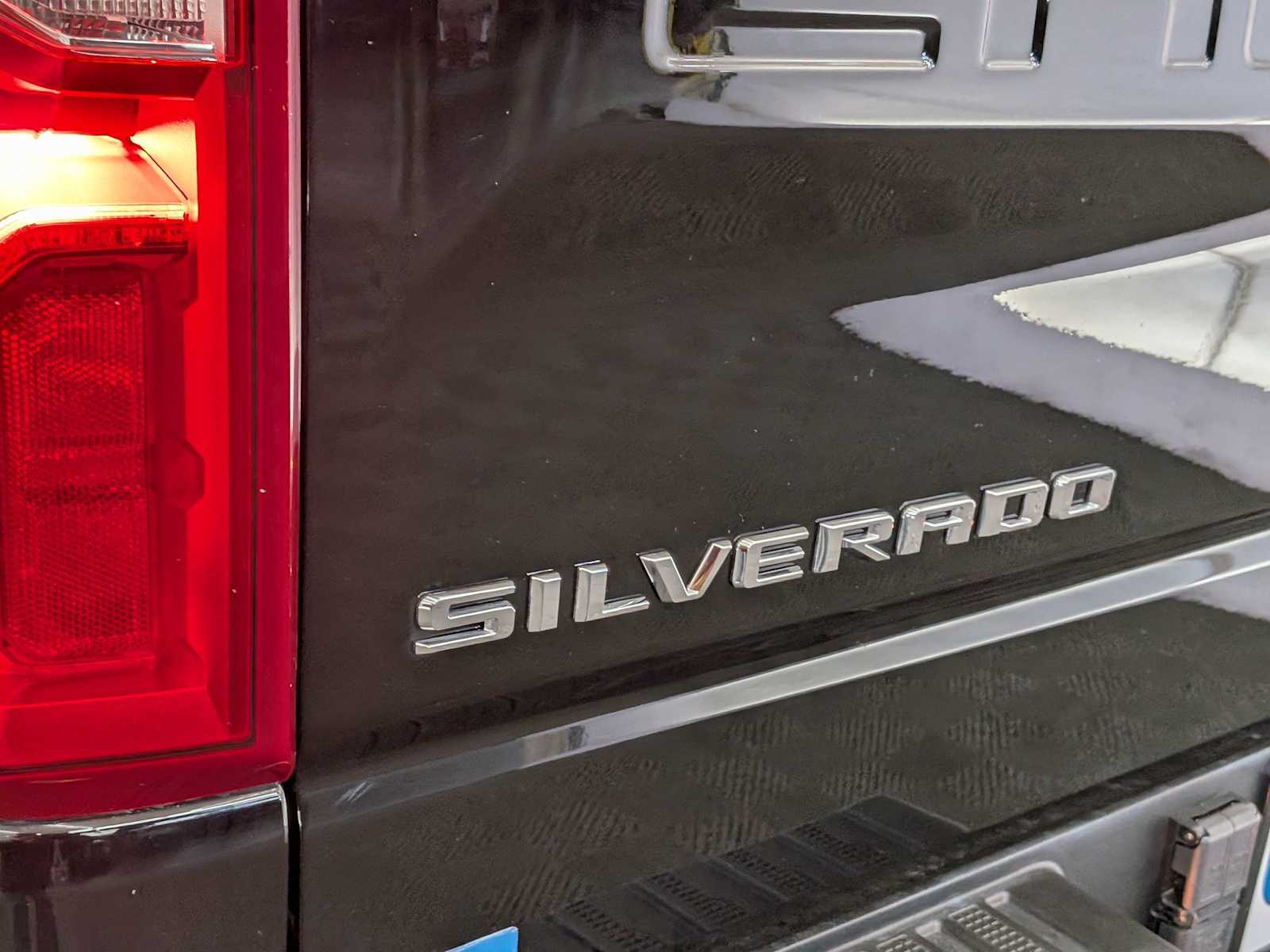 2024 Chevrolet Silverado 1500 ZR2 photo 13