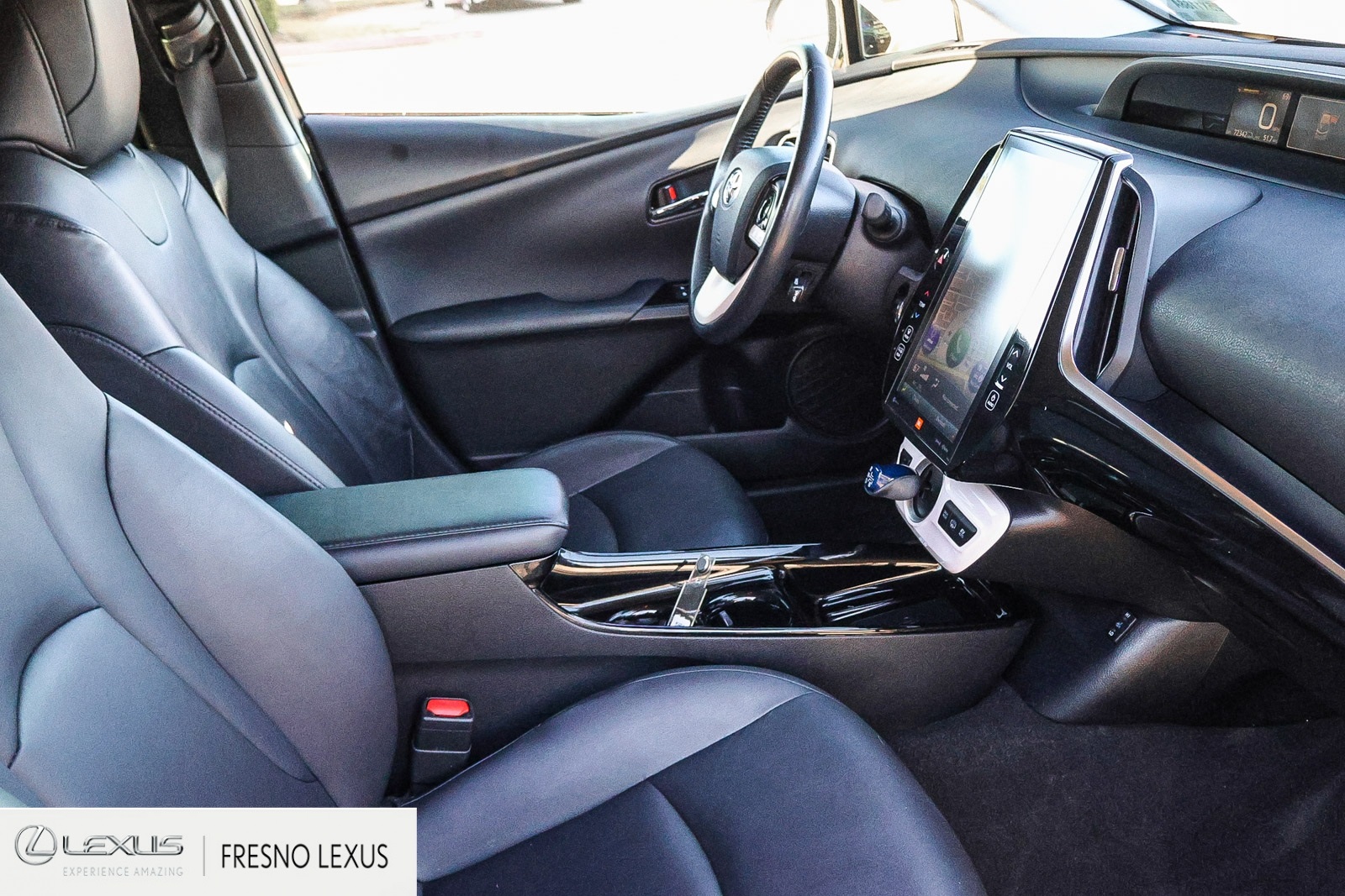 2018 Toyota Prius Prime Advanced photo 12