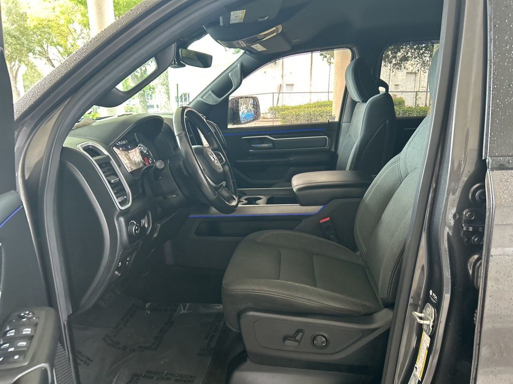 2022 Ram 1500 Big Horn photo 3