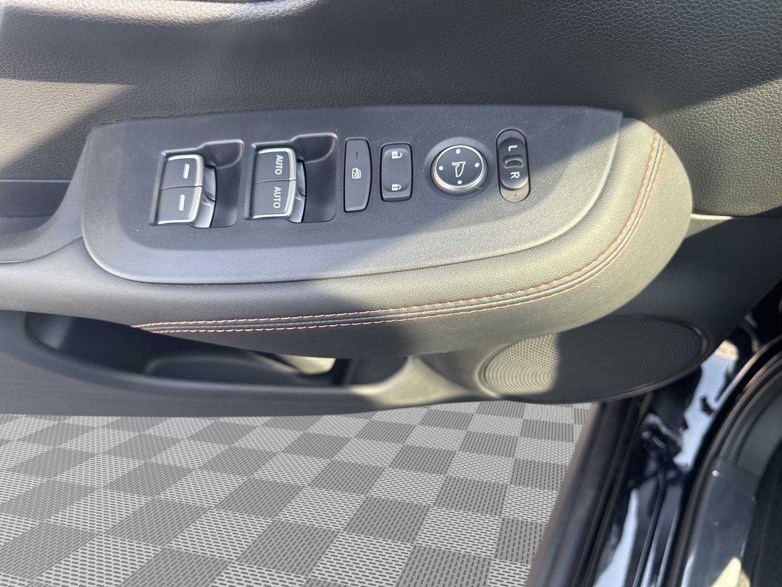 2026 Honda HR-V Sport photo 15