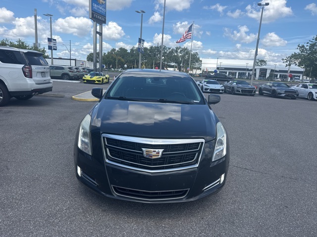 2016 Cadillac XTS Luxury photo 2