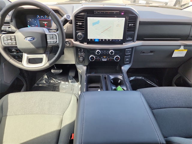 2024 Ford F-150 XLT photo 12