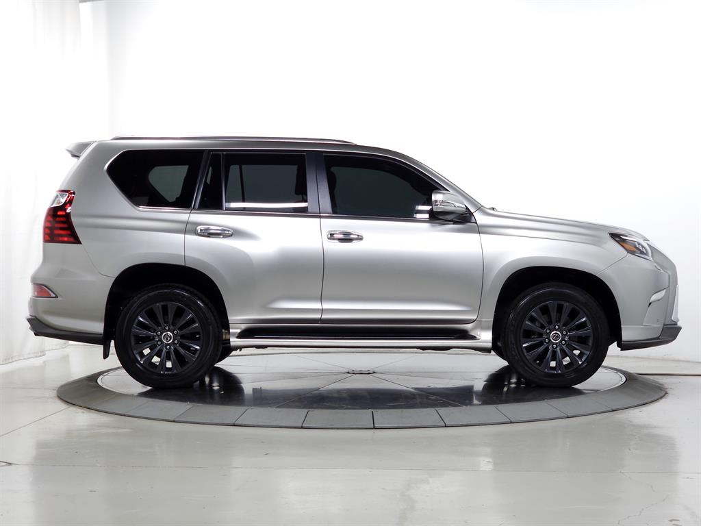 2020 Lexus GX Premium photo 11