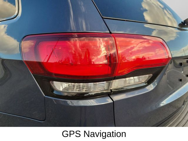 2021 Jeep Grand Cherokee Limited X photo 2