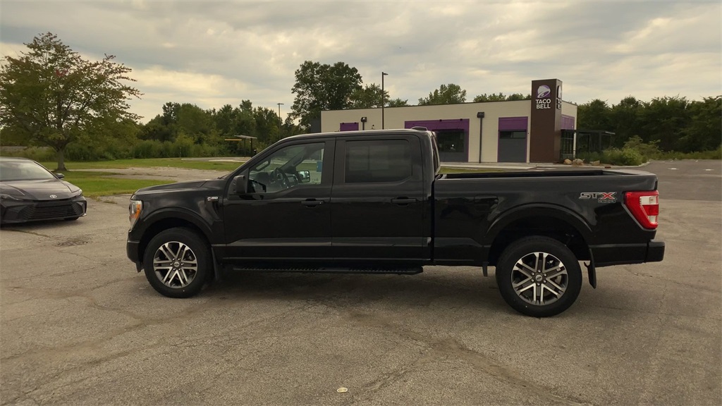 2021 Ford F-150 XL photo 5