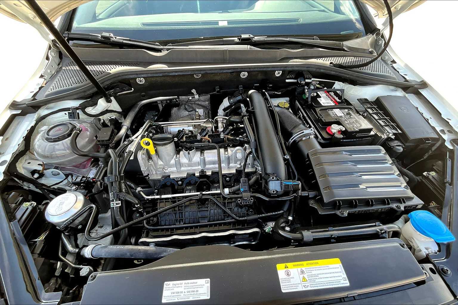 2021 Volkswagen Golf TSI photo 28