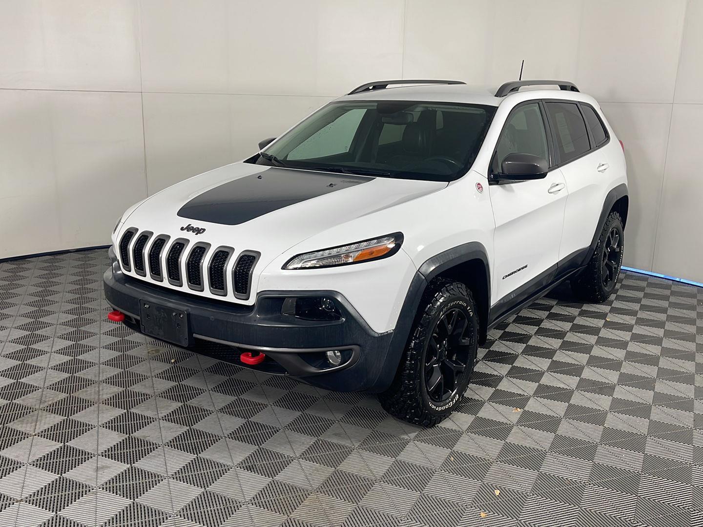 Used 2016 Jeep Cherokee Trailhawk with VIN 1C4PJMBS3GW219818 for sale in Salida, CO
