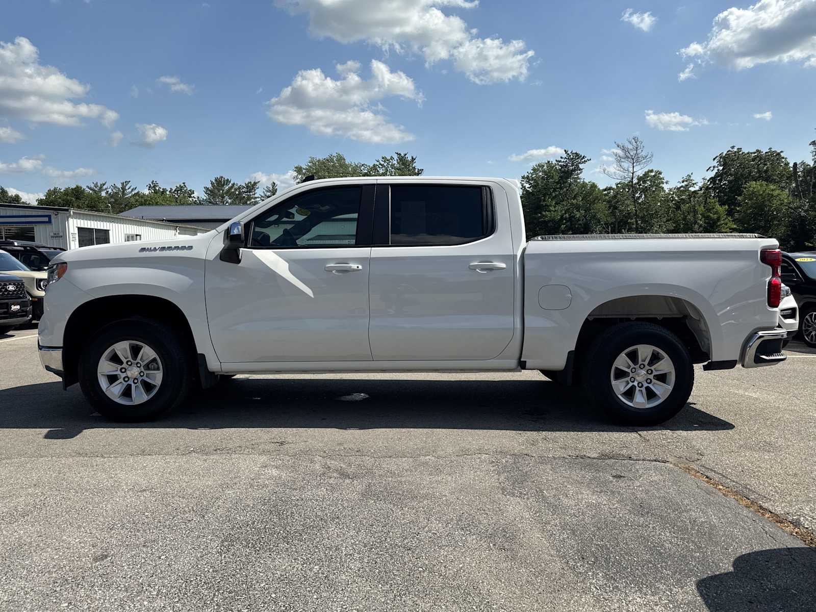 2024 Chevrolet Silverado 1500 LT photo 8