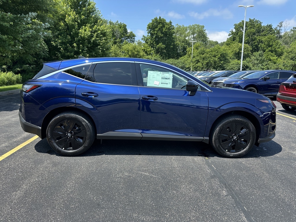 2025 Nissan Murano SV photo 2