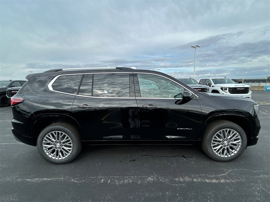 2026 GMC ACADIA - Image 8