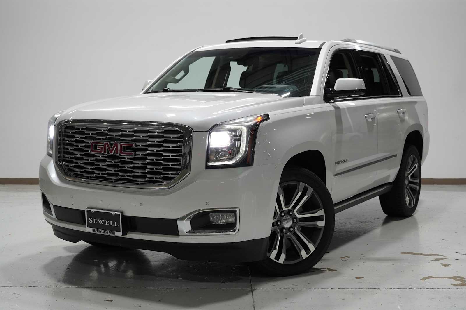 2019 GMC Yukon Denali's photo