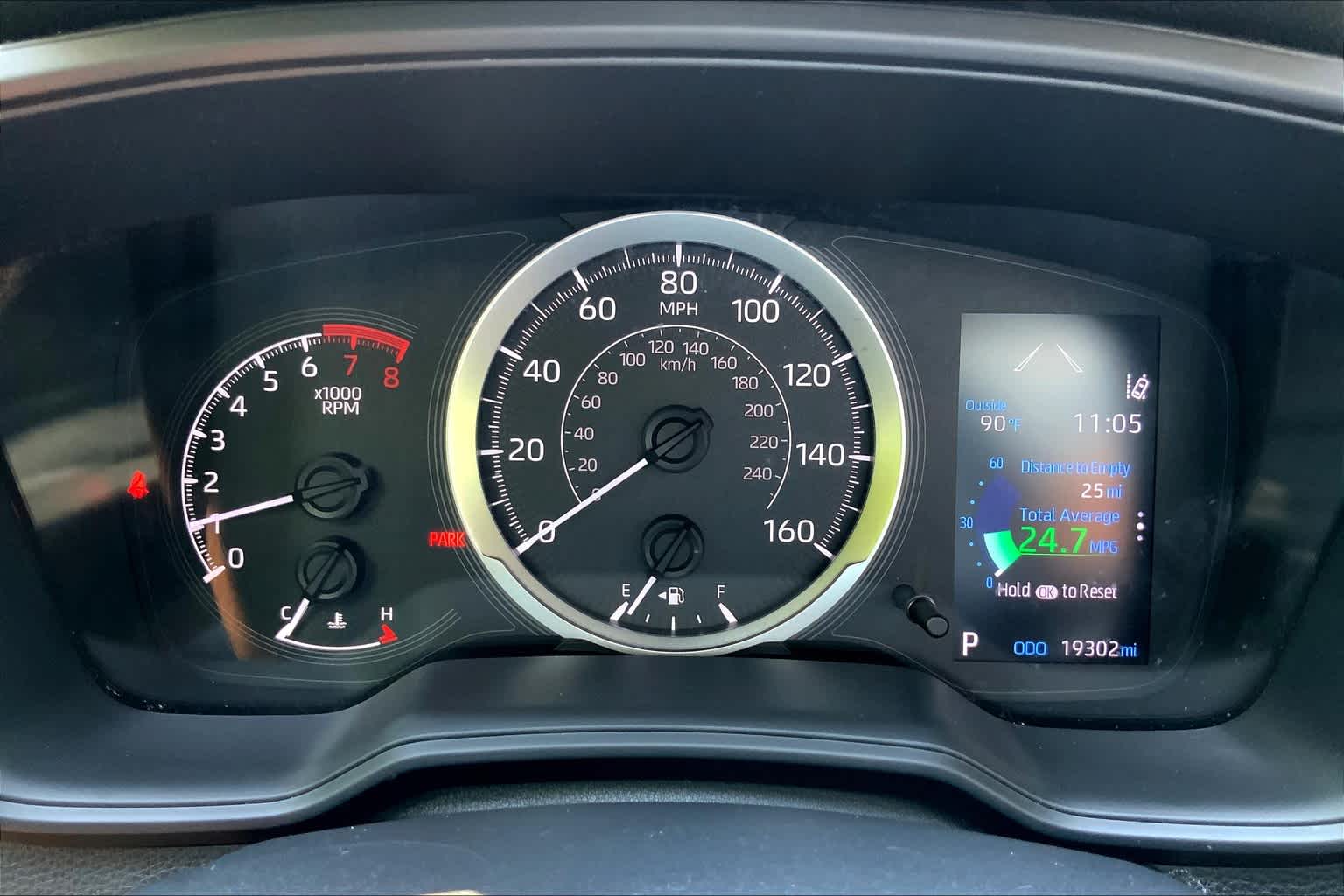 2020 Toyota Corolla LE photo 21