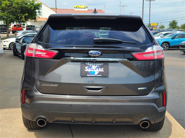 2020 Ford Edge SE photo 5