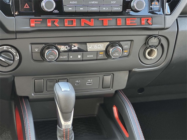 2025 Nissan Frontier PRO-4X photo 8
