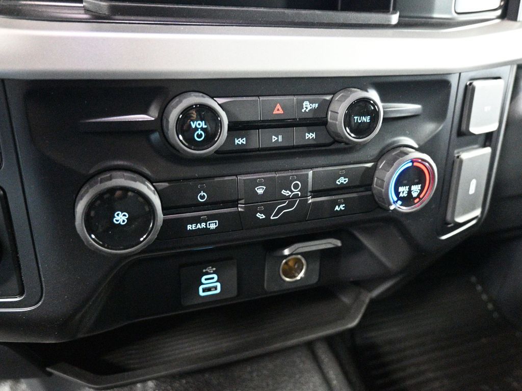 2025 Ford F-550 XL photo 13
