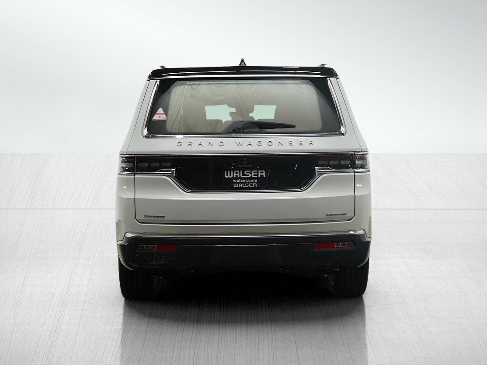 2022 Jeep Grand Wagoneer II photo 4