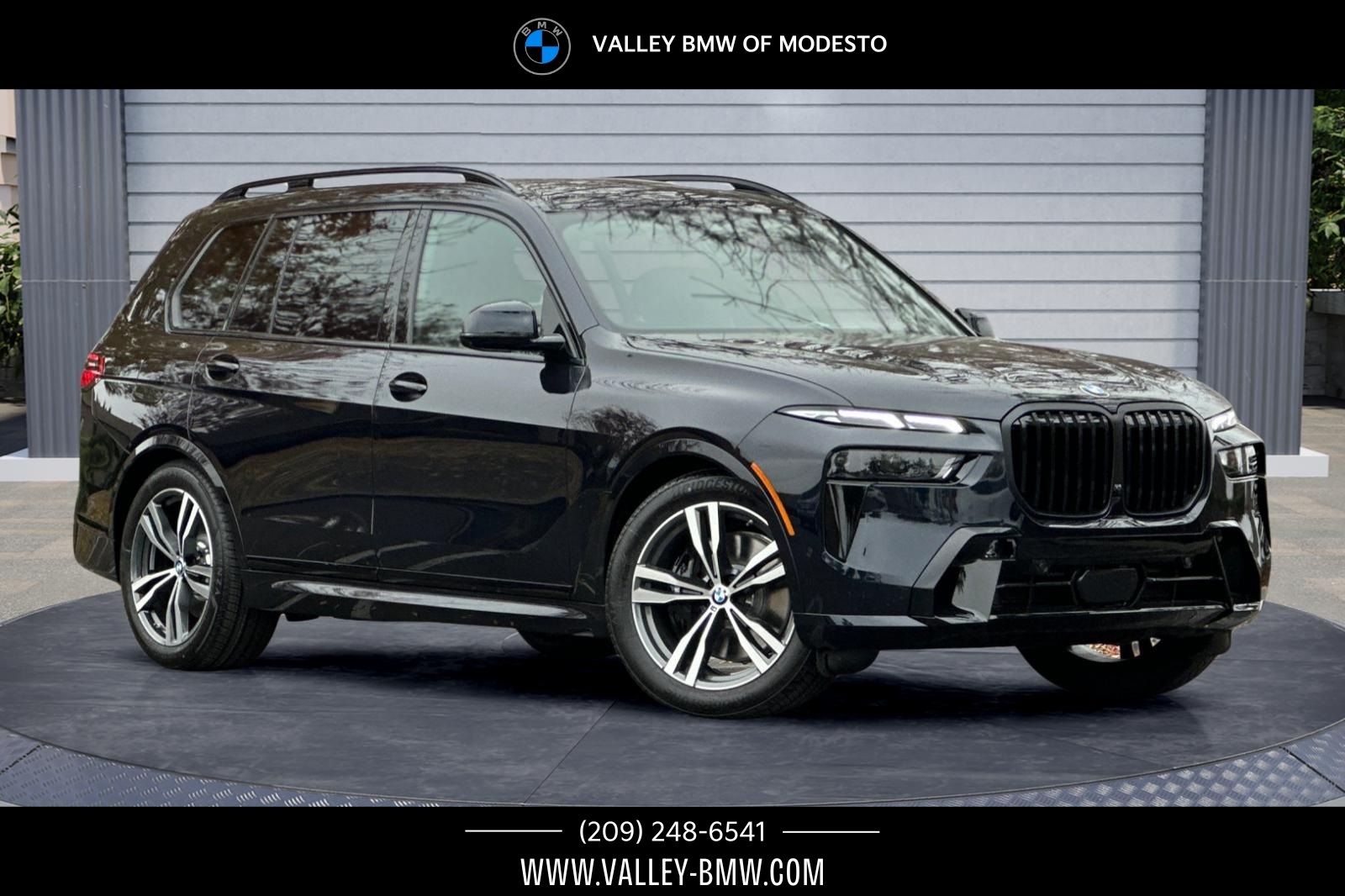 2026 BMW X7 40i's photo
