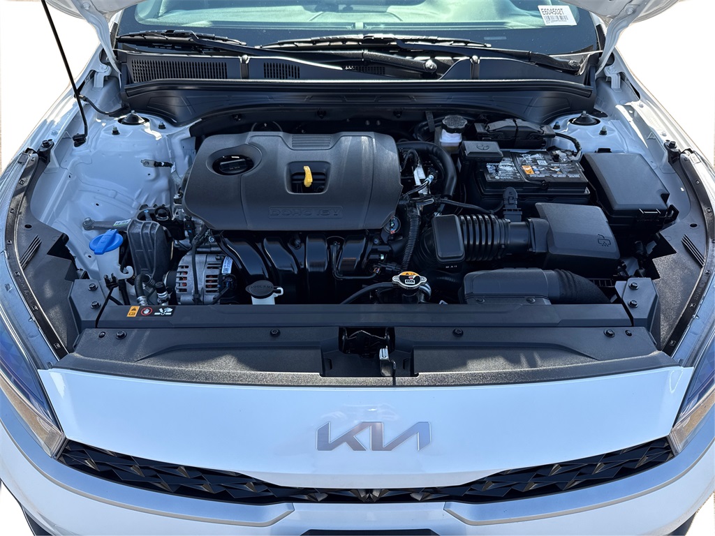 2023 Kia Forte LXS photo 11
