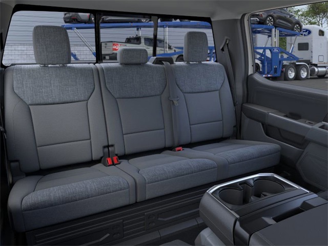 2025 Ford F-150 XLT photo 9