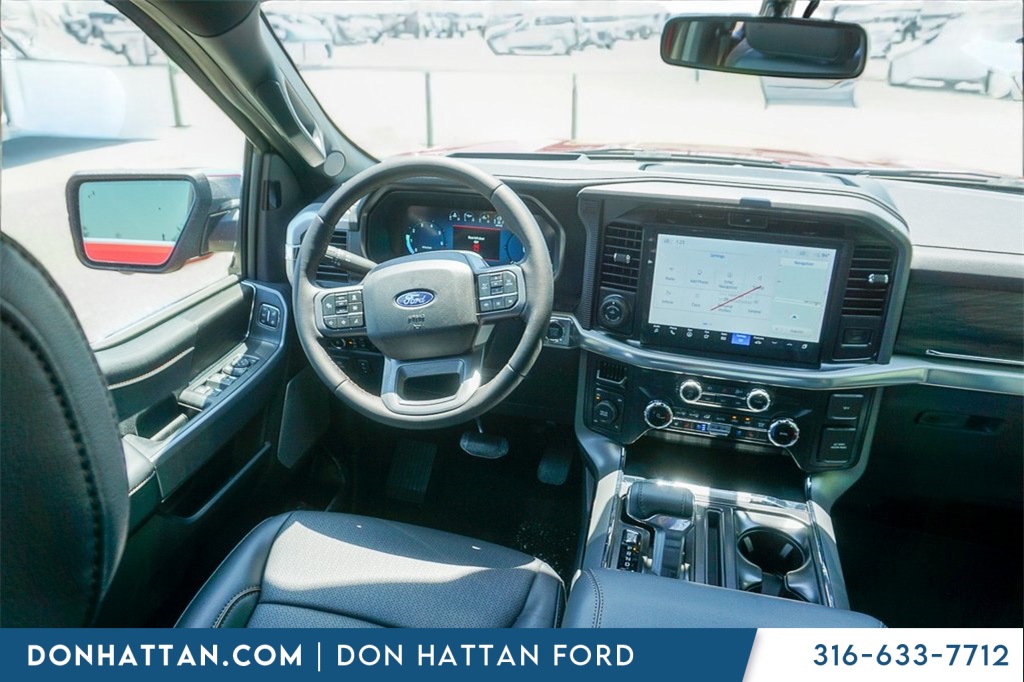 2025 Ford F-150 Lariat photo 13