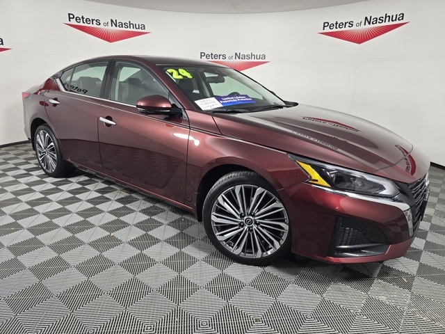 2024 Nissan Altima SL's photo