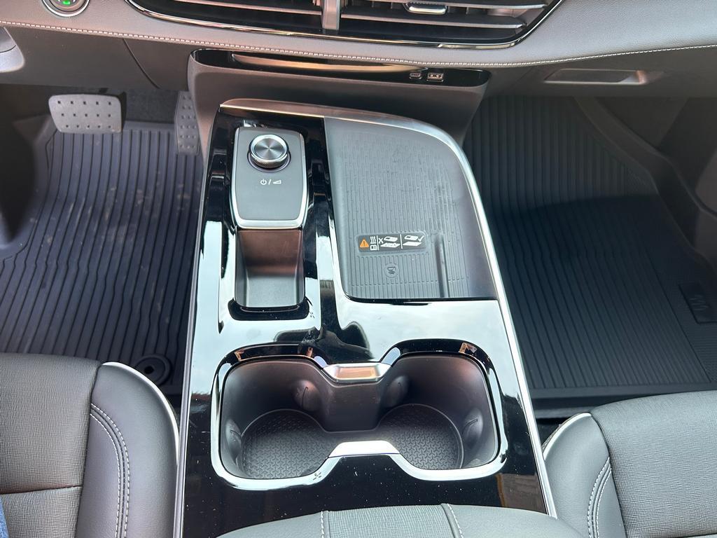 2026 Buick Enclave Preferred photo 10