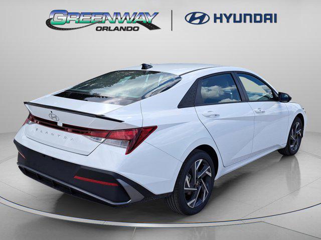 2025 Hyundai Elantra SEL Sport photo 4