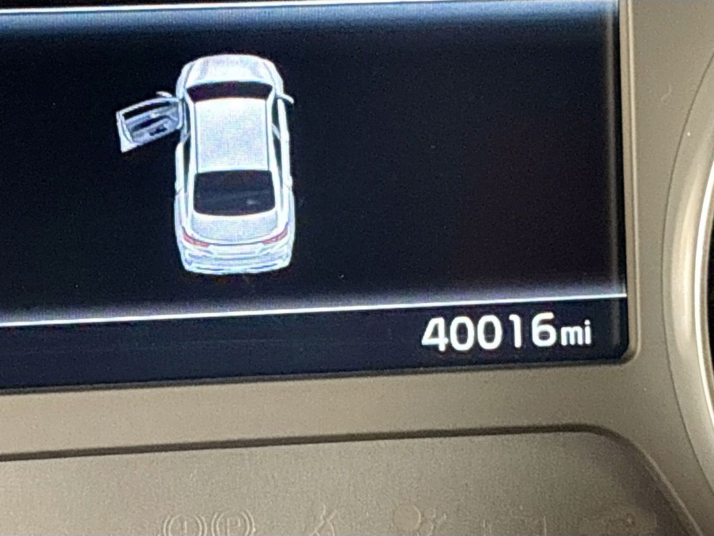 2023 Kia Forte LXS photo 14