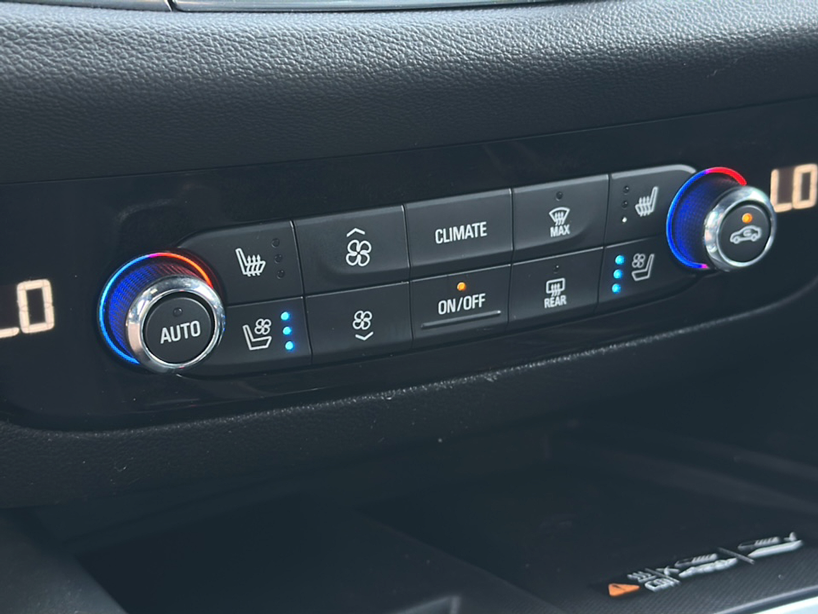 2024 Buick Enclave Premium photo 20