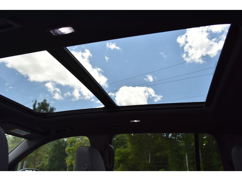2025 Chevrolet Traverse High Country photo 12