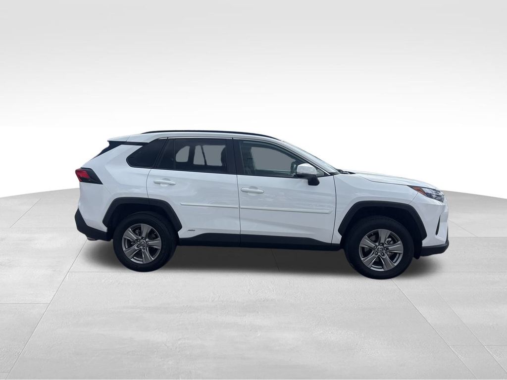 2024 Toyota RAV4 Hybrid LE photo 3