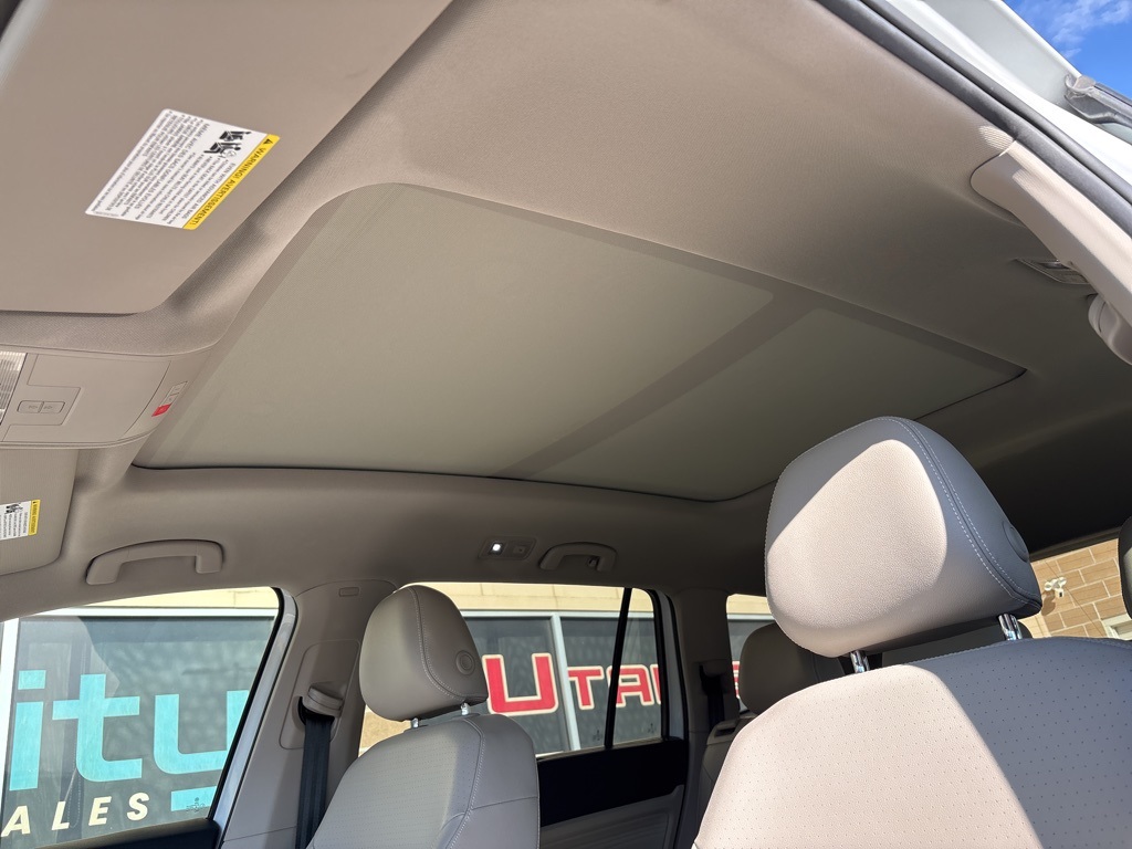 2021 Volkswagen Atlas SEL photo 13