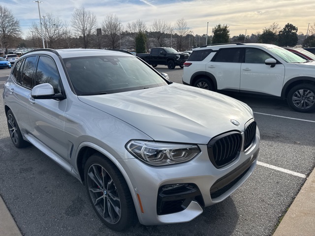 2021 BMW X3 40i's photo